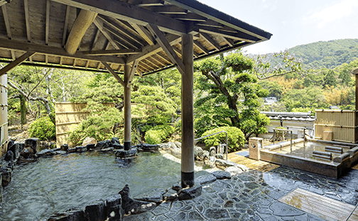 心身ともに癒されるナトリウム炭酸水素塩泉。ゆったりと温泉でリフレッシュ【不死王閣】