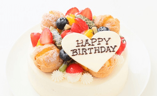 記念日を彩るサプライズケーキ。特別な思い出づくりに【不死王閣】