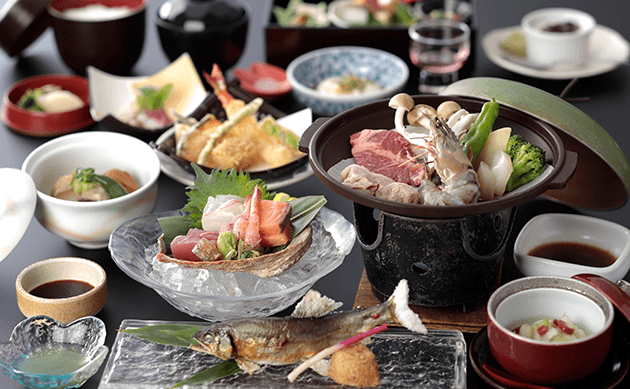 季節の食材を活かした うたげ会席。伝統と創作が調和した特別な献立【不死王閣】