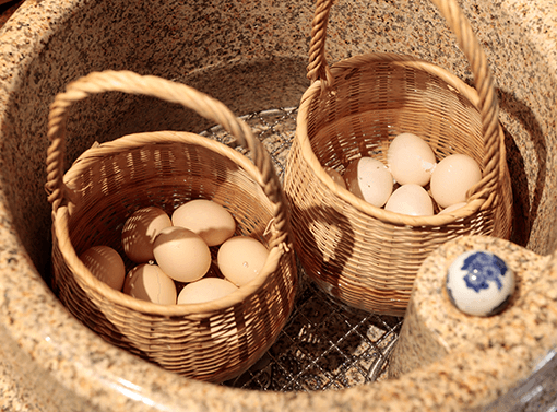 握りたての手作りおにぎりなど、ホクホクの朝食メニュー