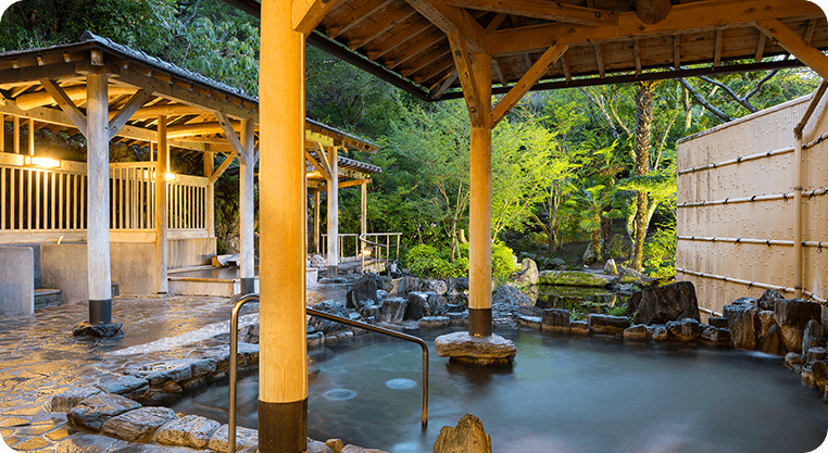 不死王閣で楽しむ温泉旅。多彩なスタイルでリフレッシュできる温泉宿
