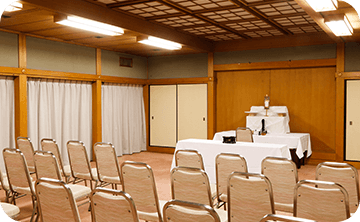 温泉旅館で営む法要の集い。ゆったりとした時間の中で故人を偲ぶ【不死王閣】