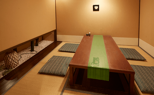 3世代旅行向けの個室宴席で楽しむ夕食。大切な家族と過ごす特別な時間【不死王閣】