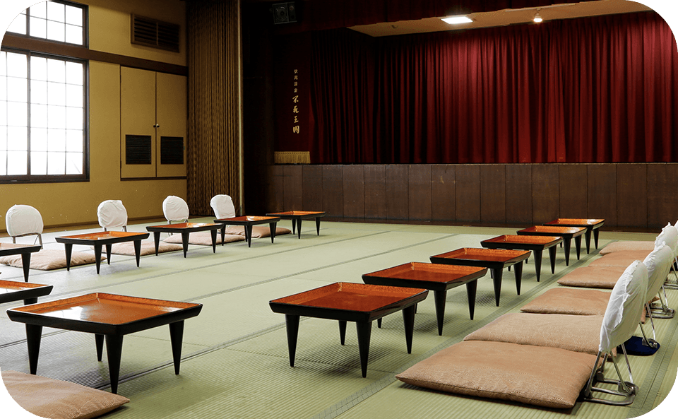 和室で楽しむ本格宴席。落ち着いた和の空間で特別なひとときを【不死王閣】