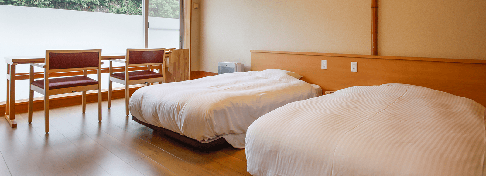 WiFi完備で仕事に集中できる環境を整えたお部屋