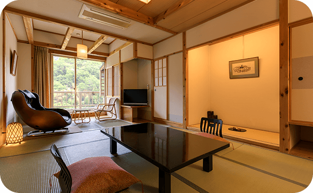 仕事に疲れたら、お部屋の露天風呂とマッサージチェアでリフレッシュ